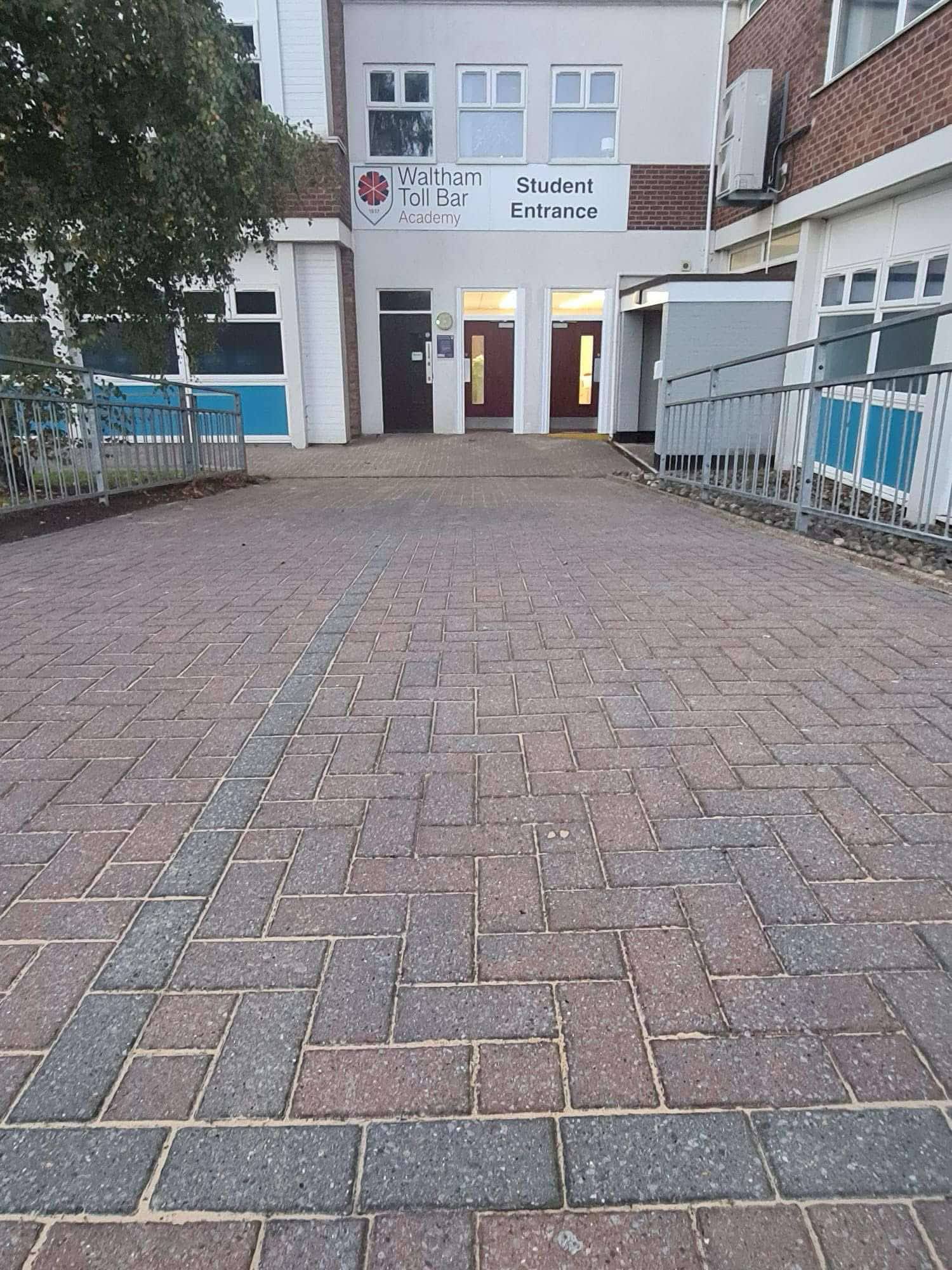 Commercial Pressure washing Louth
